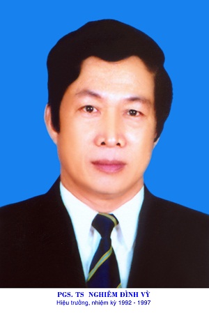 PGS.TS NGHIÊM ĐÌNH VỲ - Hiệu trưởng Trường ĐHSP Hà Nội (1992 - 1997)
